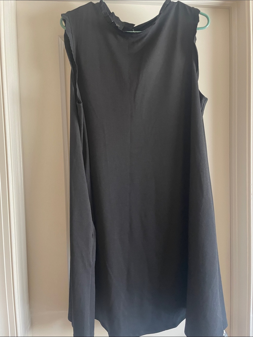 AB Studio Black Sleeveless Mini Shift with Soft Round Neck